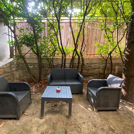 Appartement Indep Cosy Avec Jardin Saint-Denis  Exterior foto